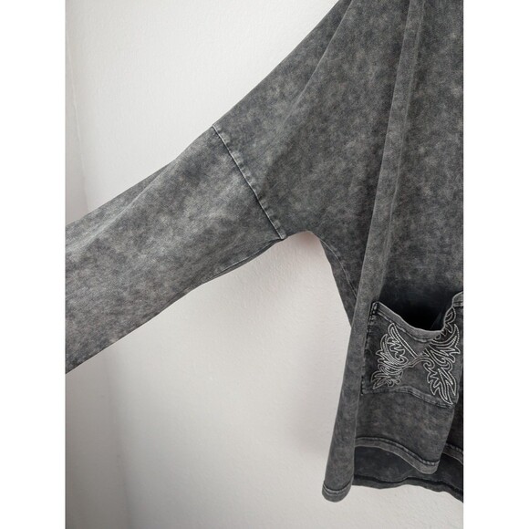 Turquoise Haven Shirt Boho L XL Gray Button Front Angel Wings Embroidered 269 - Picture 3 of 6